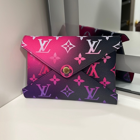 Louis Vuitton Handbags - Louis Vuitton